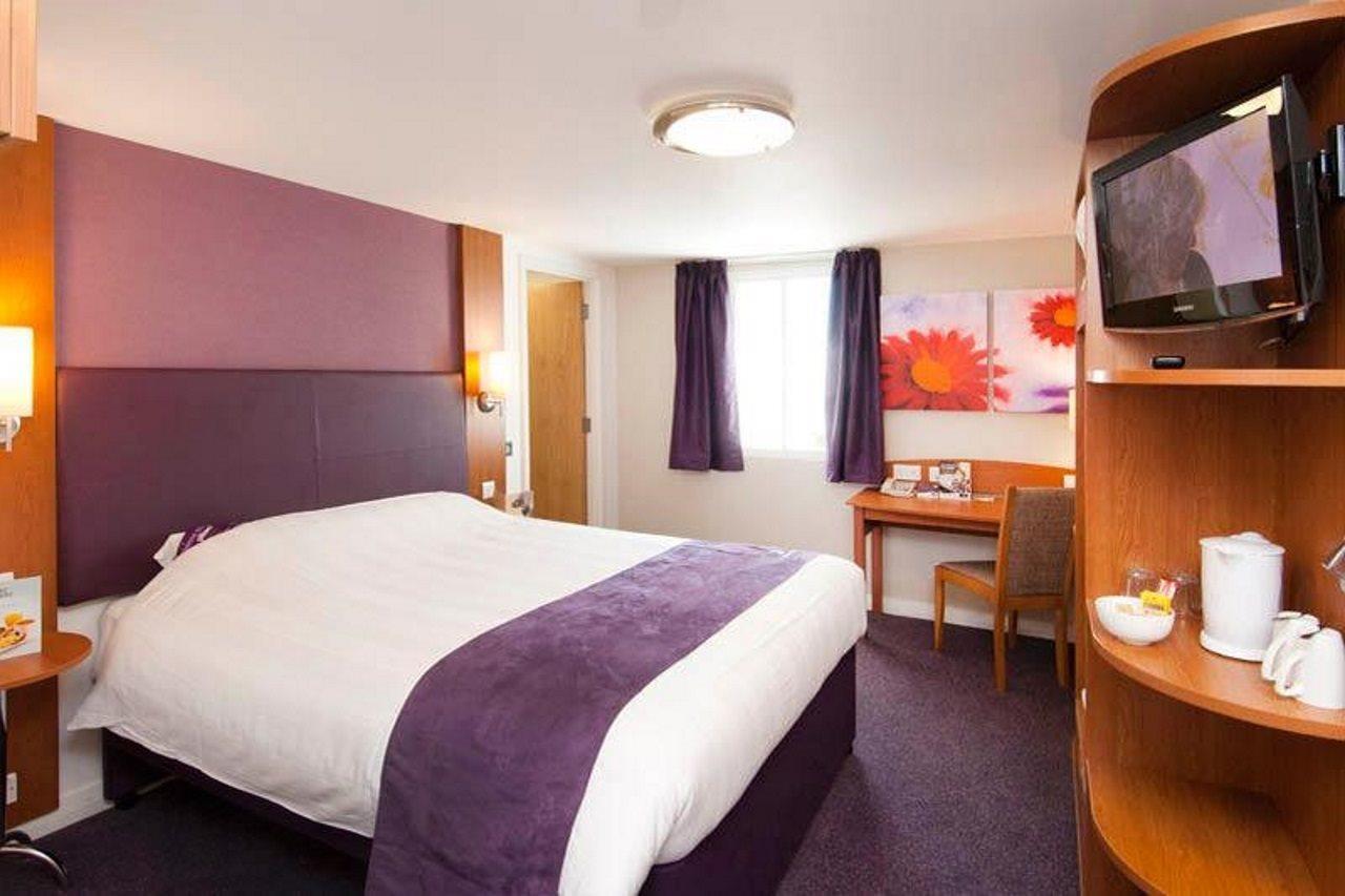 Premier Inn West Bromwich Central 外观 照片