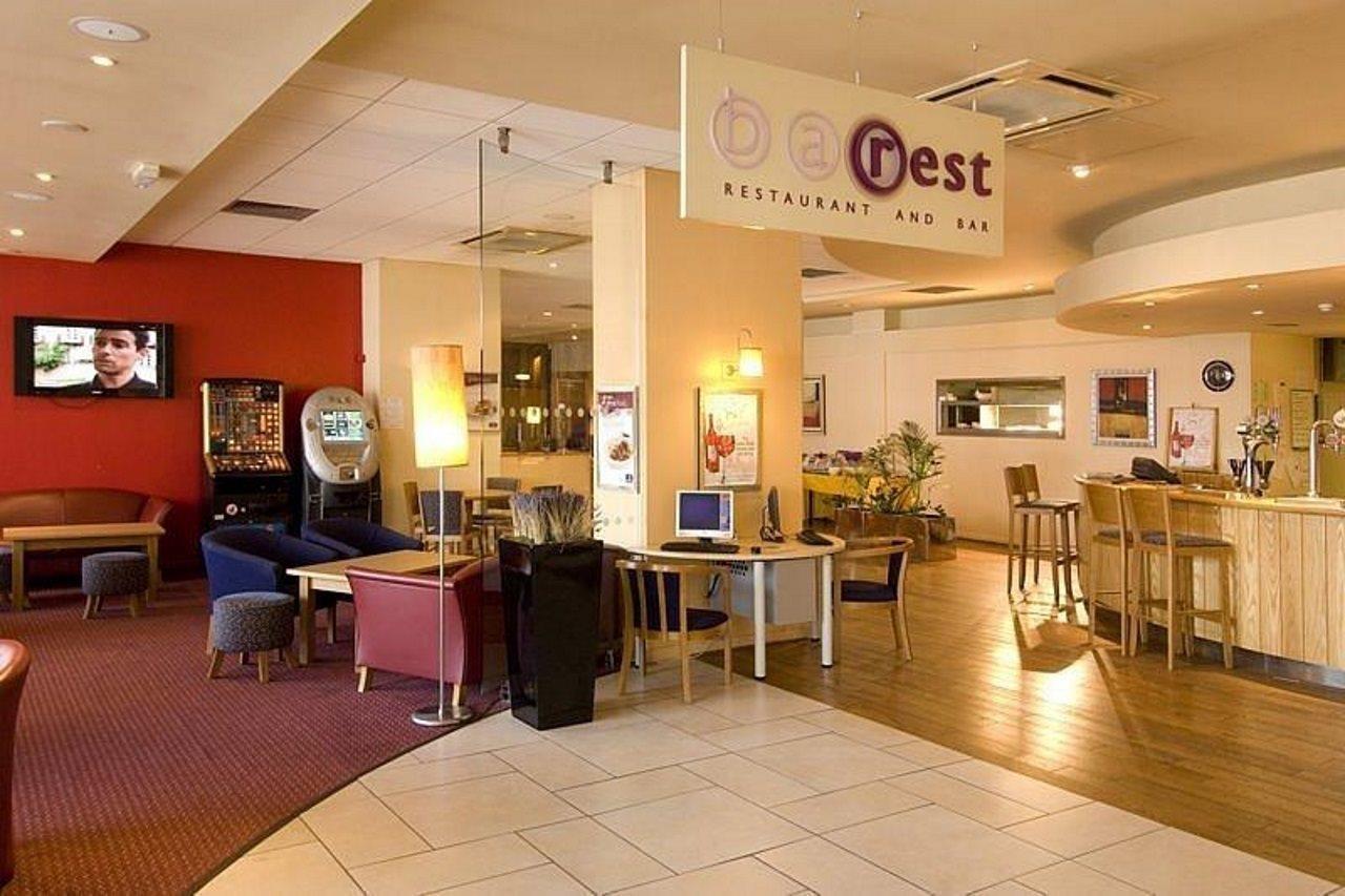 Premier Inn West Bromwich Central 外观 照片