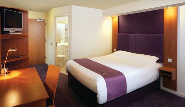 Premier Inn West Bromwich Central 外观 照片